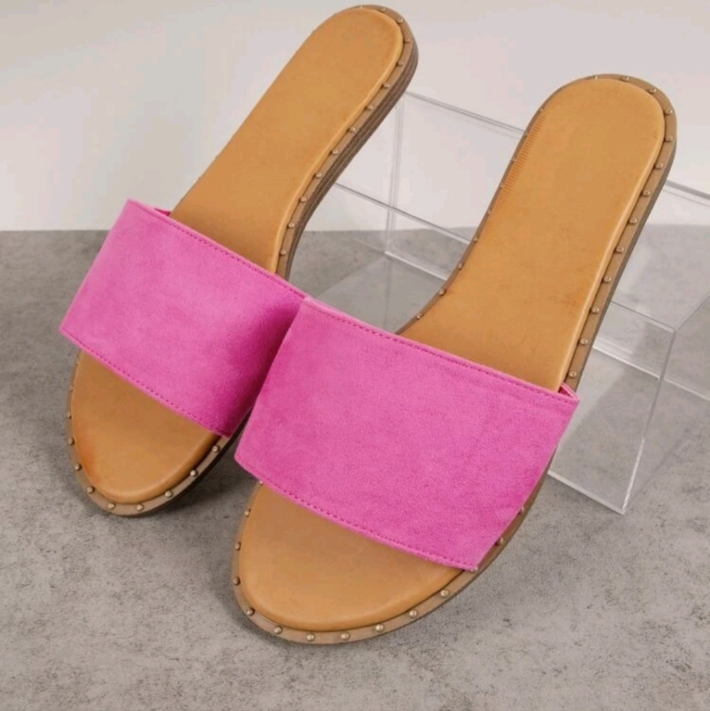 Sandals - Picture 2 of 2